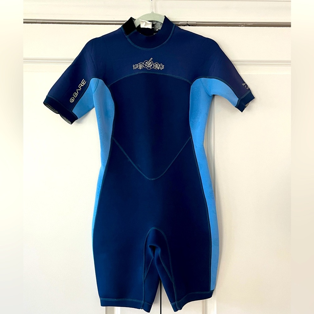 BARE women’s wet suit, size medium